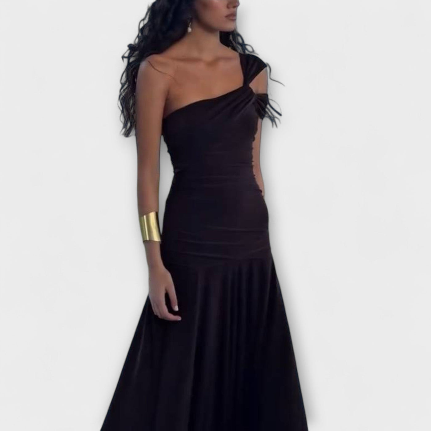 Margot - Off-Shoulder Enges Maxikleid