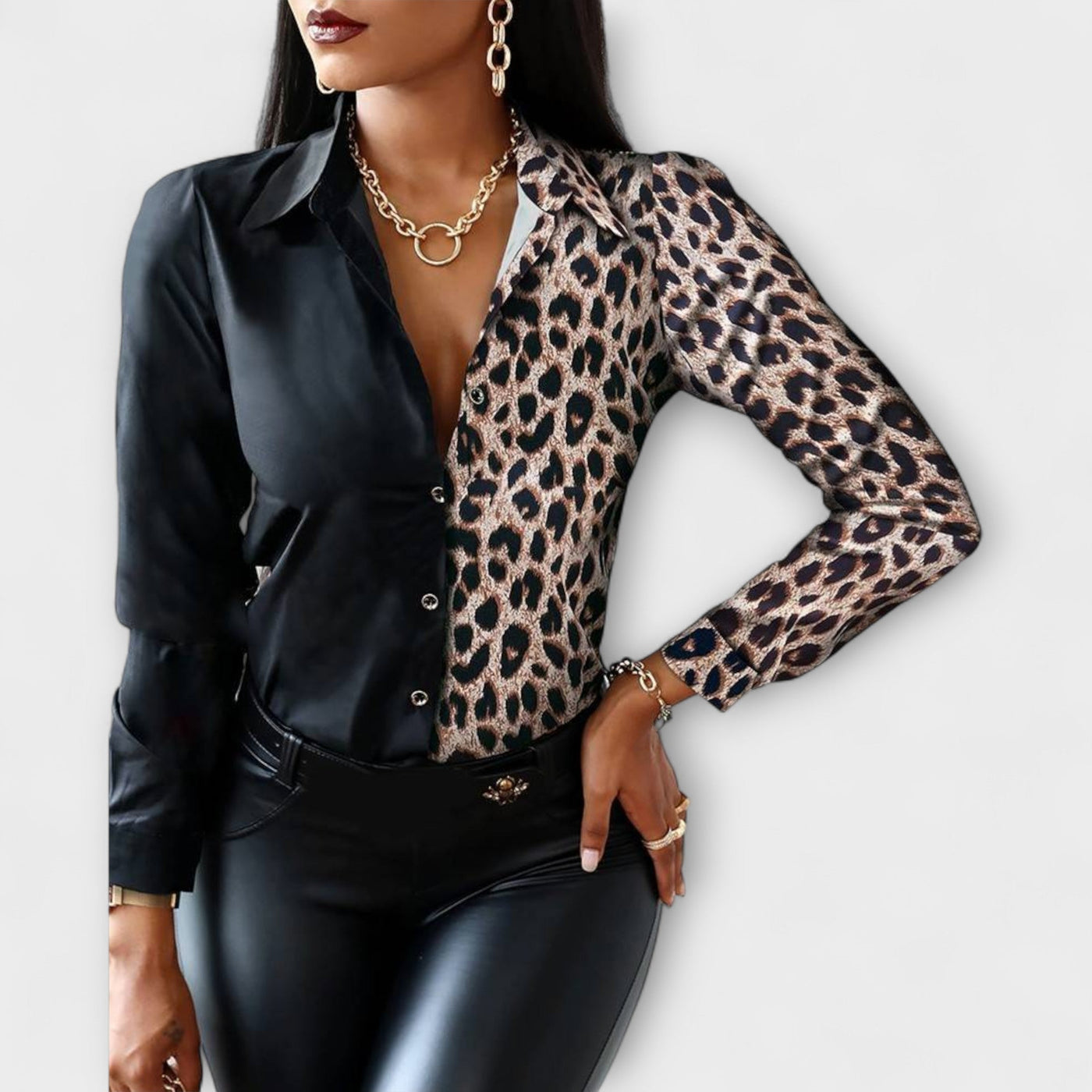 Schlichte und stilvolle Leo-Bluse