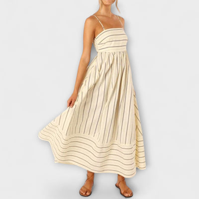 Svea - Maxi-Kleid in Bare Bloom